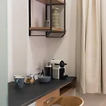 Harismari Cozy 게스트하우스 4*