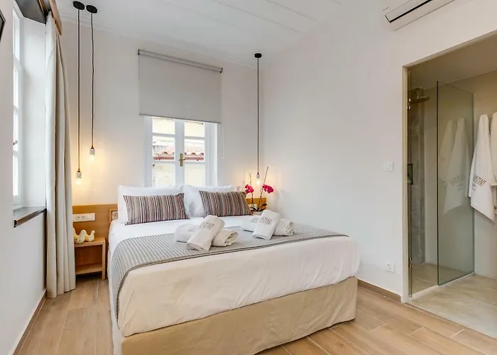 Harismari Cozy Ханья