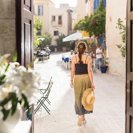 哈瑞斯马瑞舒适酒店 4* 干尼亞