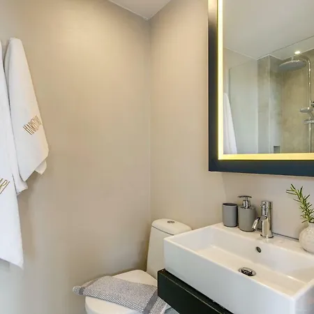 哈瑞斯马瑞舒适酒店 4*