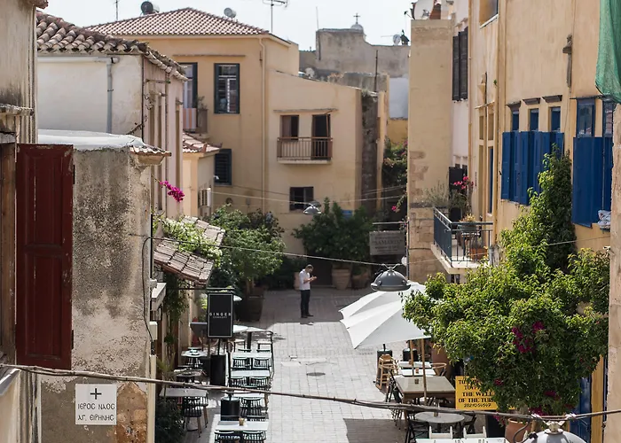 Harismari Cozy בית הארחה 4*