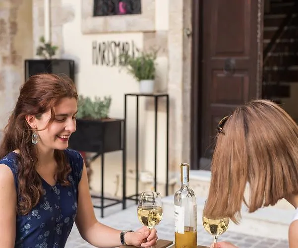 Harismari Cozy בית הארחה